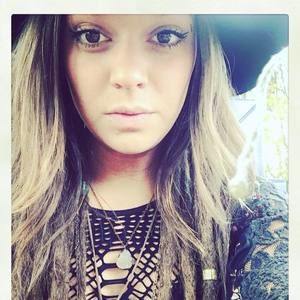 Meet your Posher, Halley